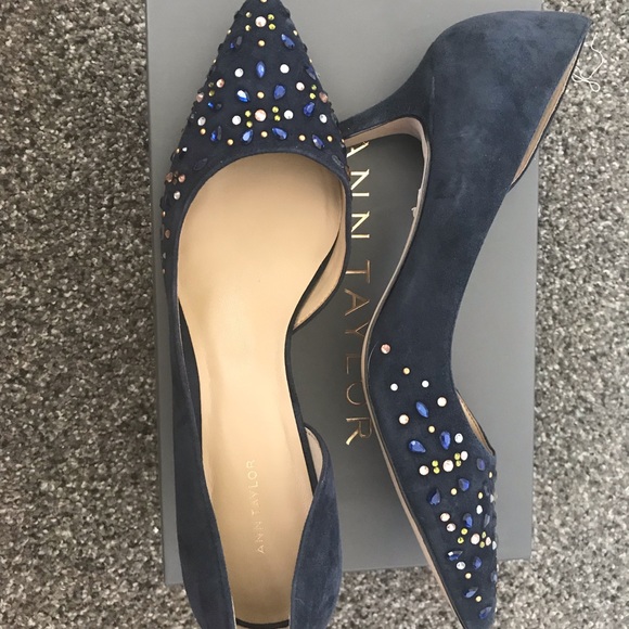 Ann Taylor low heels - Picture 3 of 5